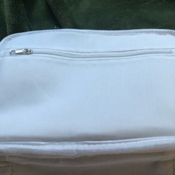 Under1sky NWT Clear makeup case with 3 cases inside, top zip brush case - Picture 6 of 11